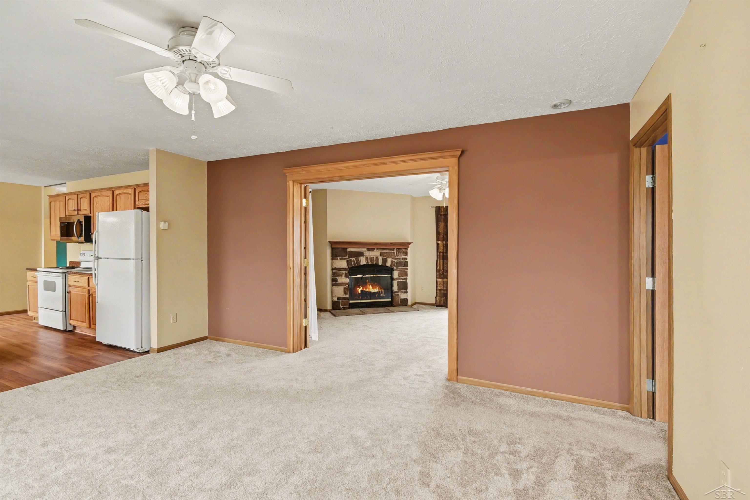 25 East Highwood Road Gladwin, MI 48624 - Photo 4 of 29