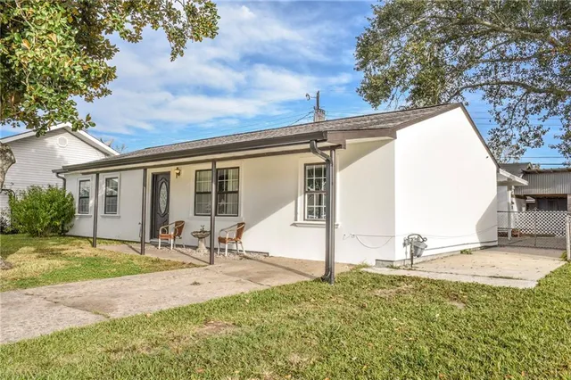 $1,600 | 160 Anne Drive, Avondale, LA 70094