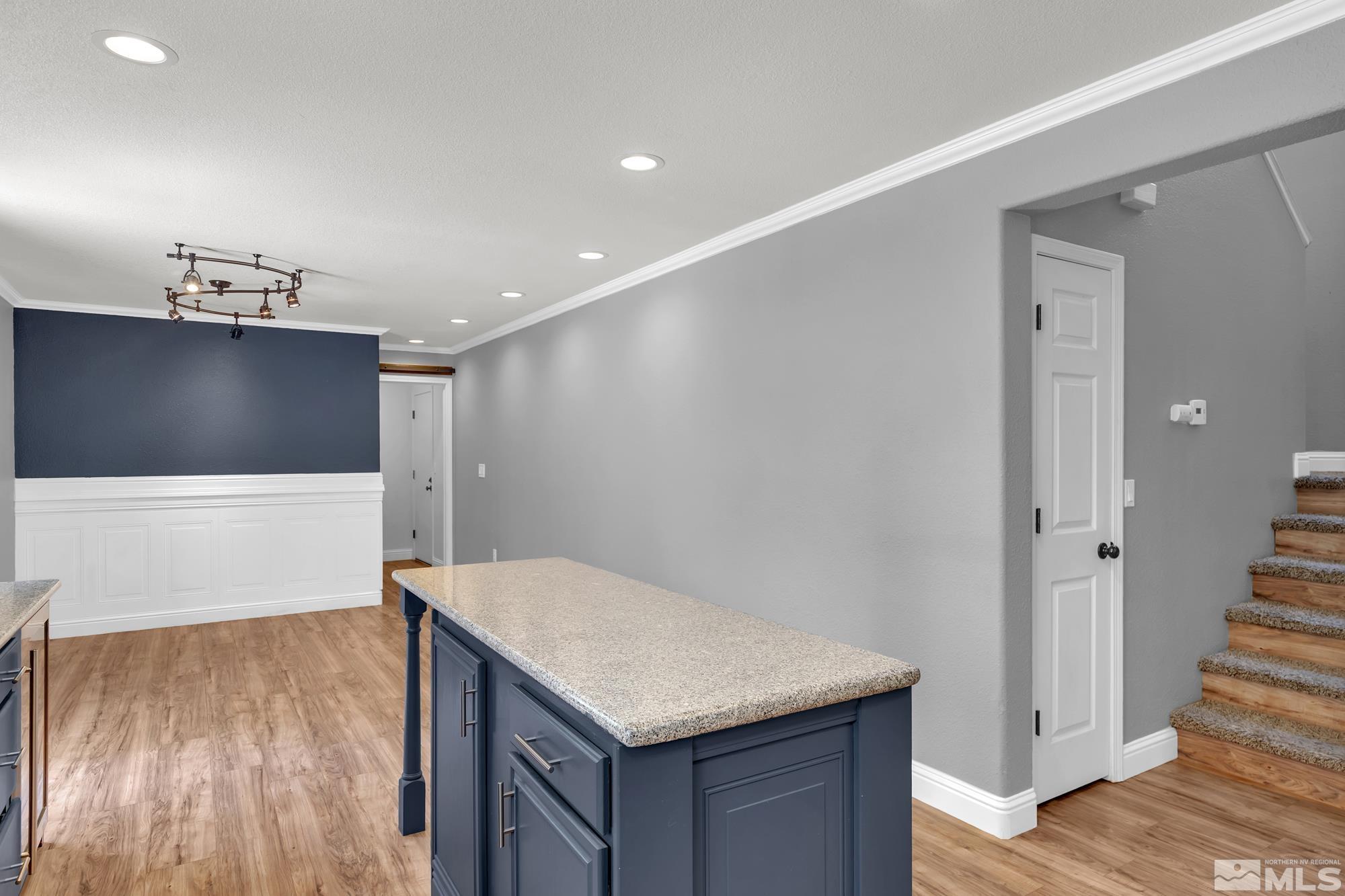 17528 Sunstone Court Reno, NV 89508 - Photo 6 of 40 Photo 6