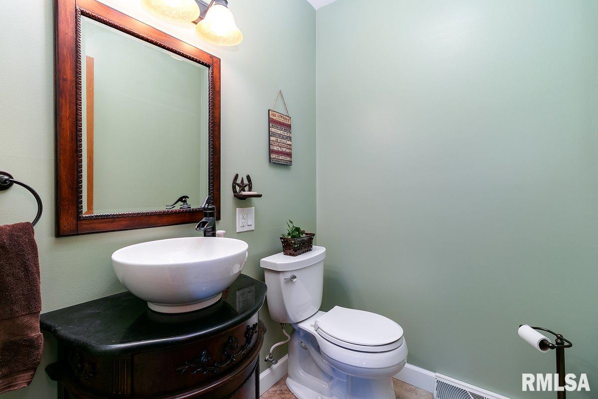 13 Hickory Hills Road Geneseo, IL 61254 - Photo 19 of 24 Gallery Image 19