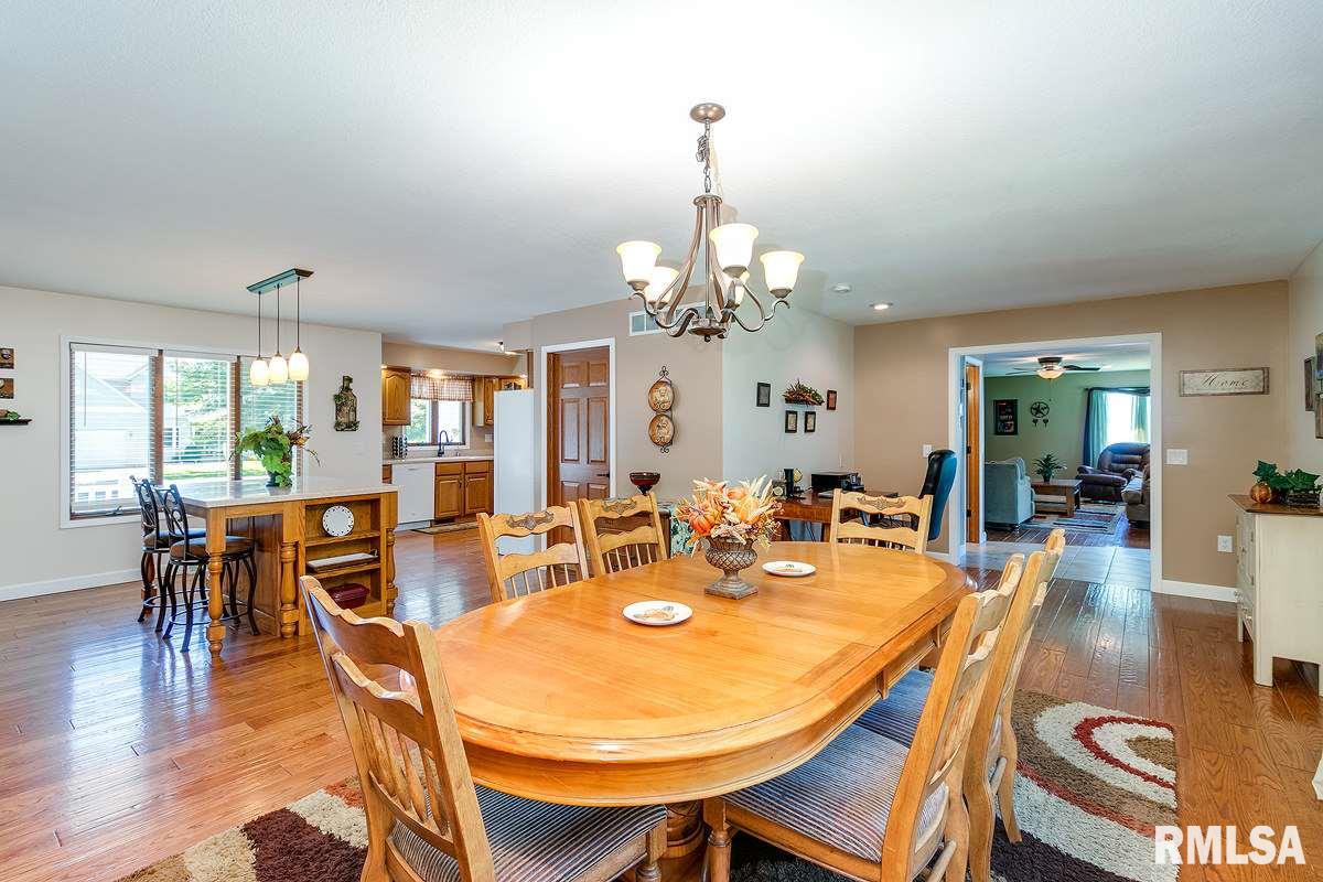 13 Hickory Hills Road Geneseo, IL 61254 - Photo 9 of 24 Gallery Image 9