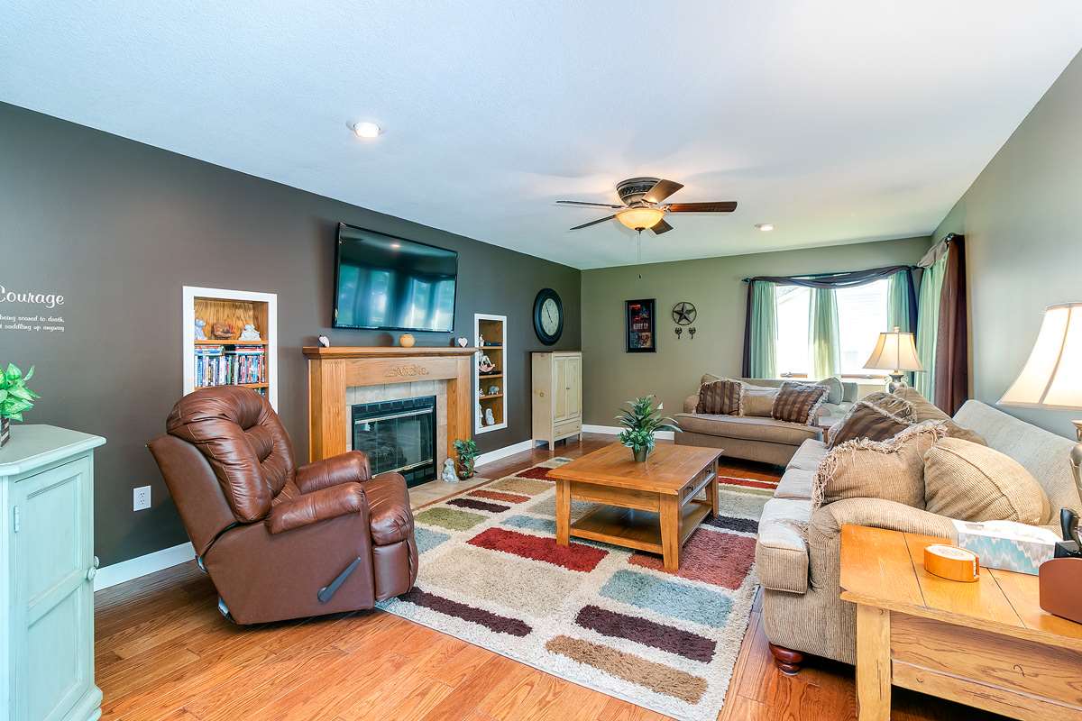 13 Hickory Hills Road Geneseo, IL 61254 - Photo 10 of 24 Gallery Image 10