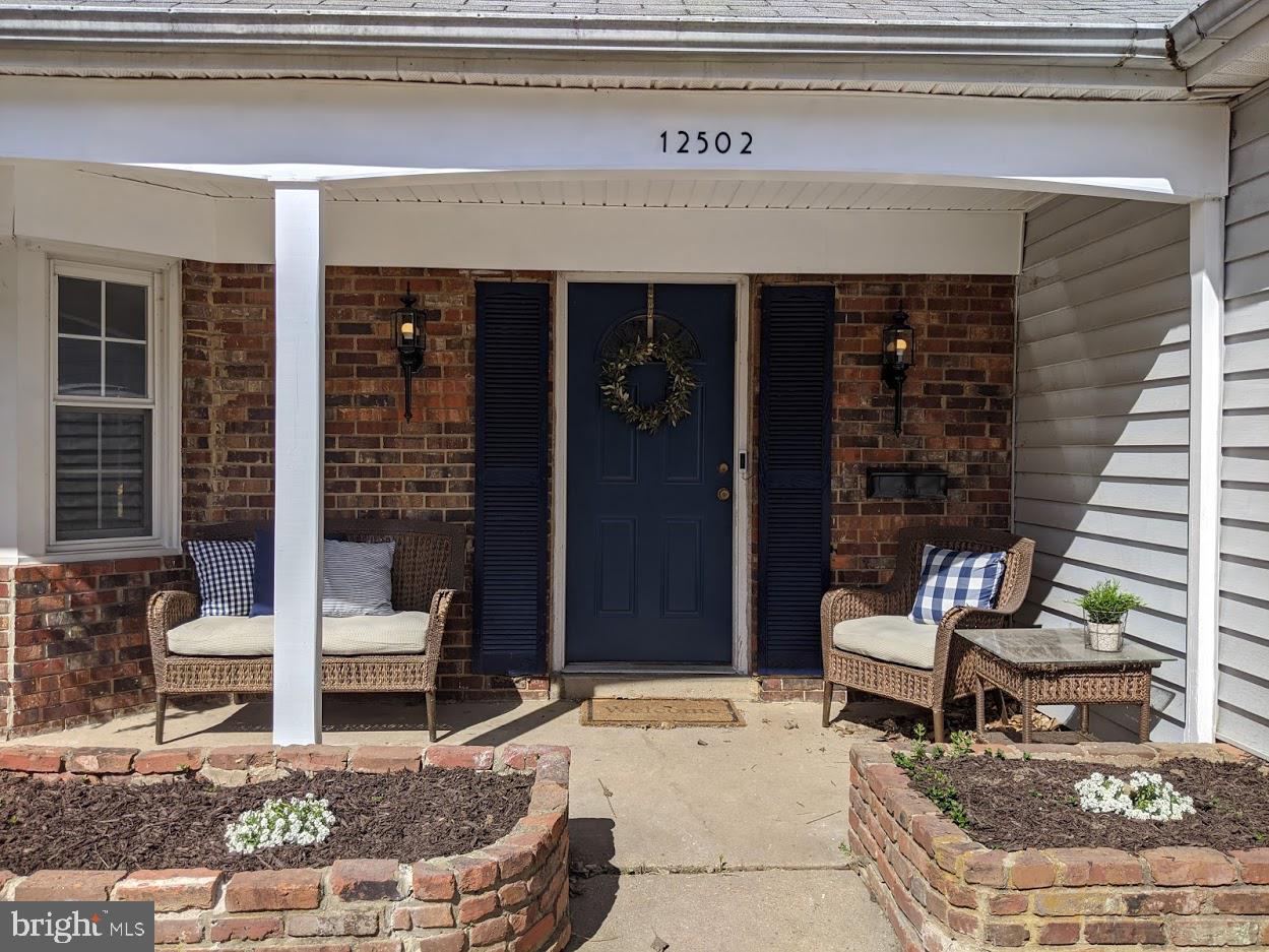 12502 Silverbirch Lane Laurel, MD 20708 - Photo 2 of 33 Gallery Image 2