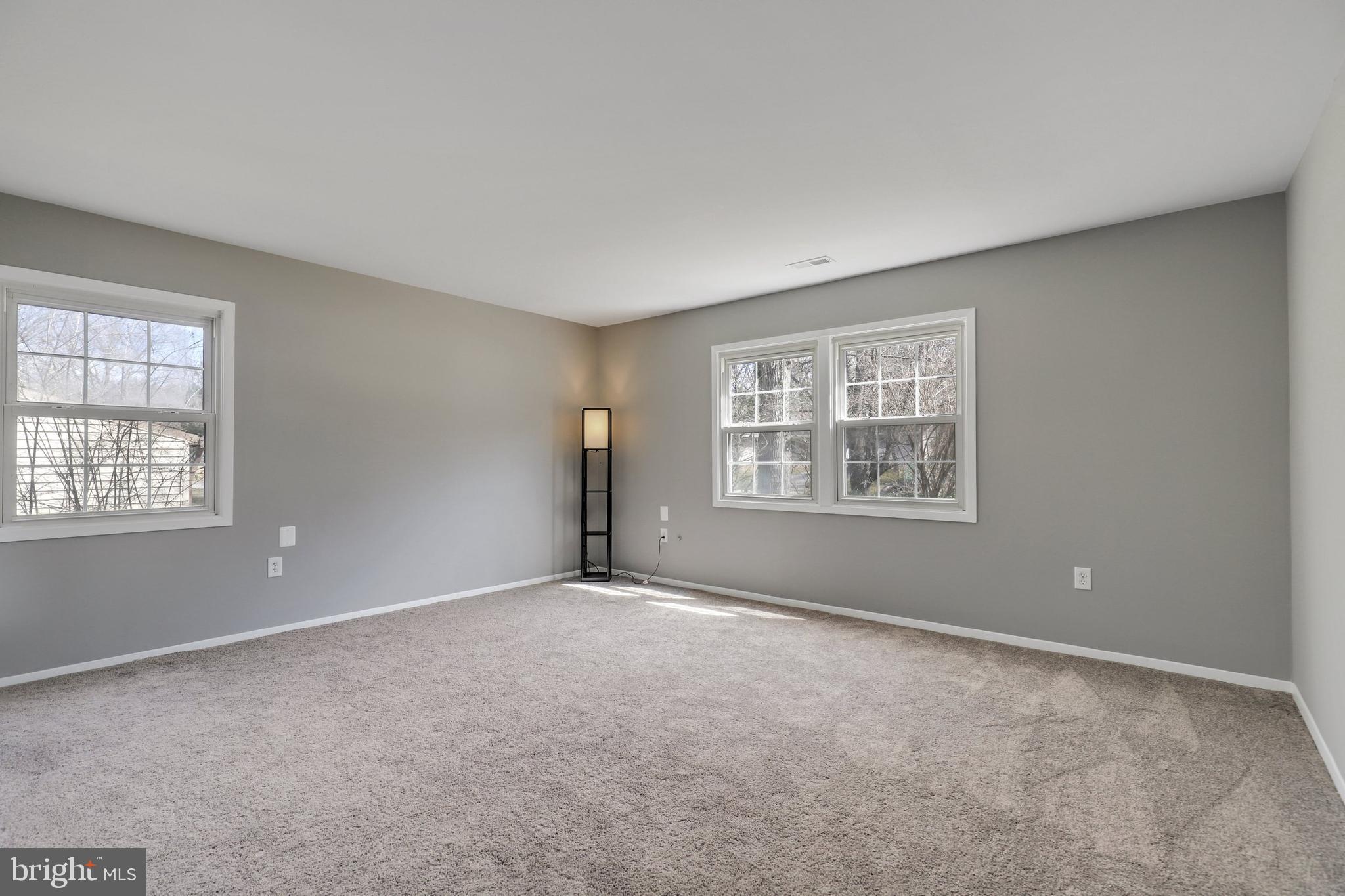 12502 Silverbirch Lane Laurel, MD 20708 - Photo 16 of 33 Gallery Image 16