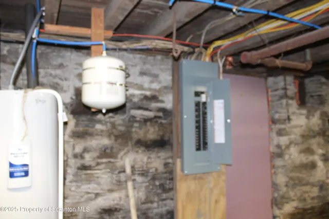 a view of a yard with an trees