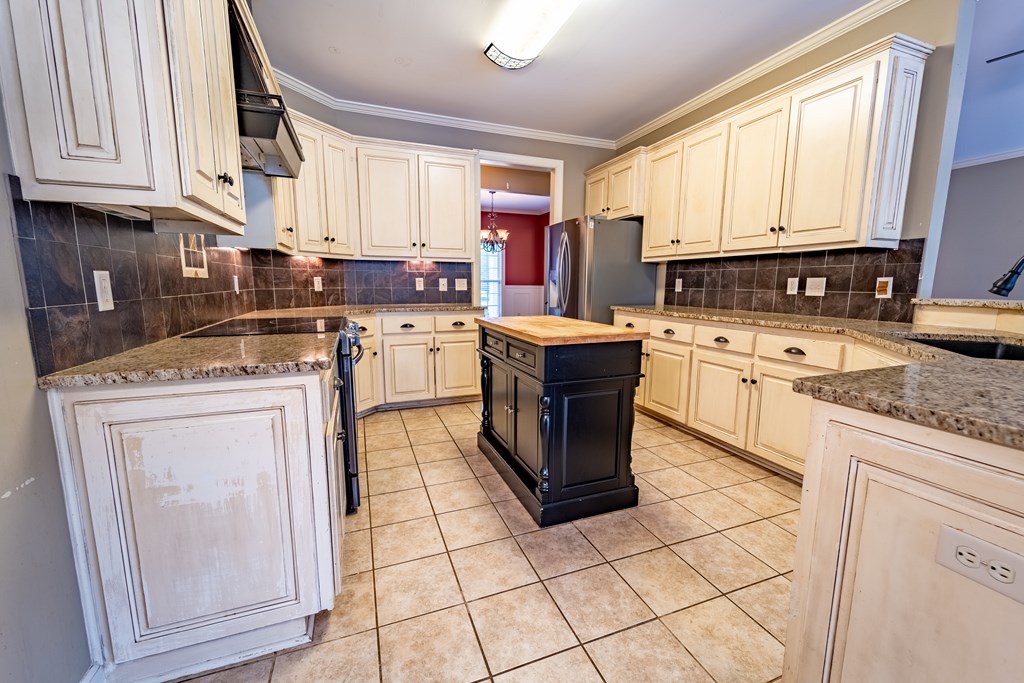 284 Fuller Road Dothan, AL 36301 - Photo 17 of 48
