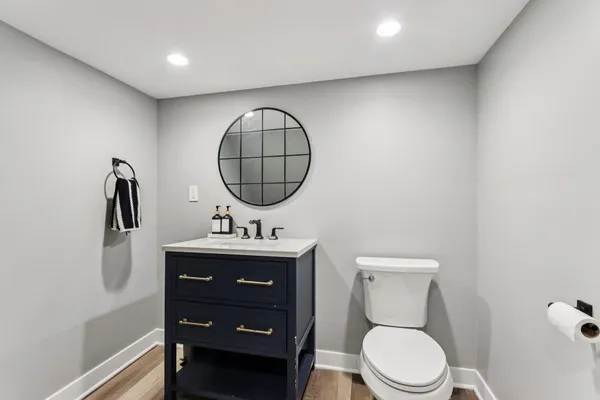 $2,900 | 6463 North Garden Grove Lane, Glendale, WI 53209