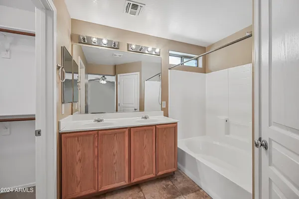 $1,850 | 1909 East Oxford Lane, Gilbert, AZ 85295