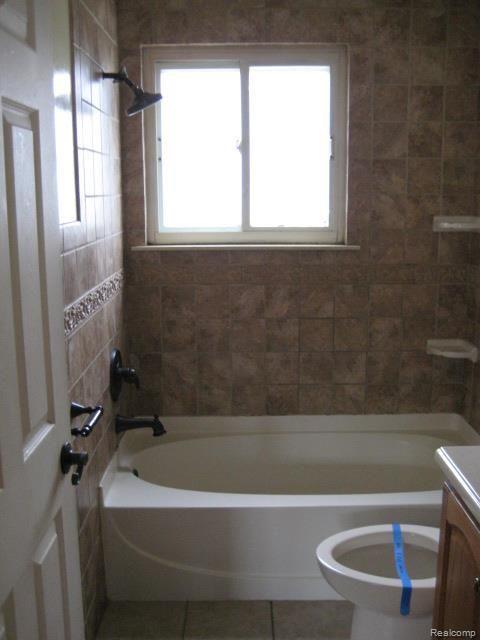 7712 Elm Street Taylor, MI 48180 - Photo 9 of 20