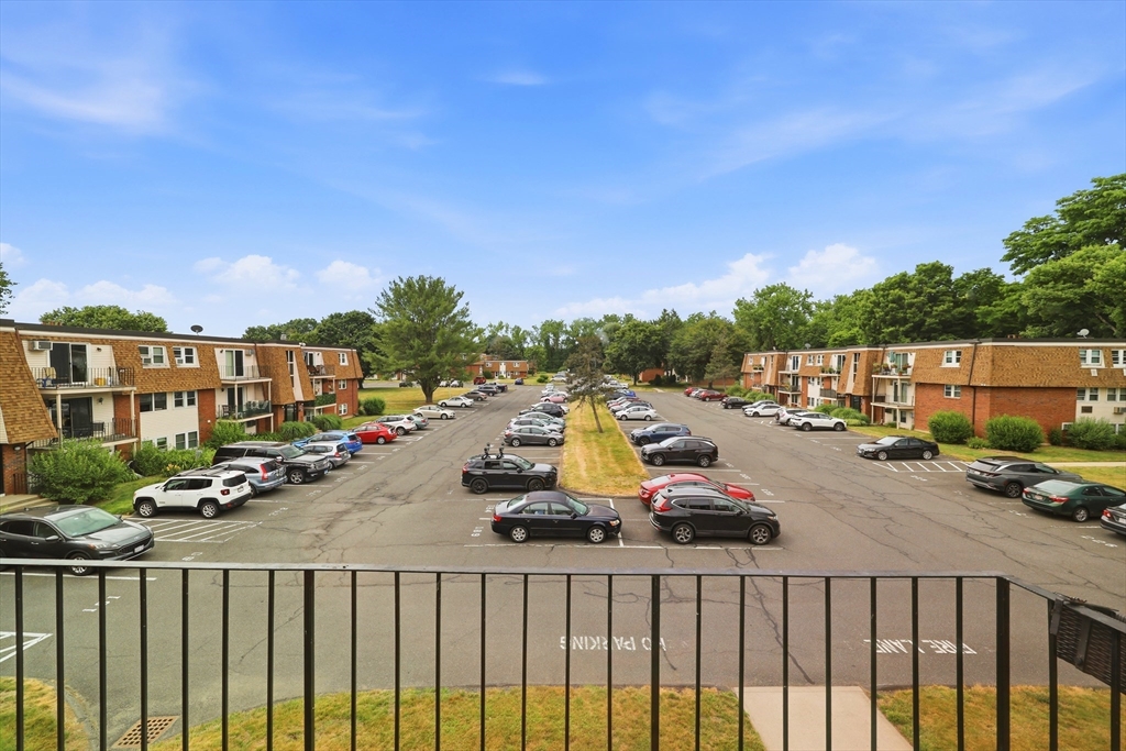 80 Damon Road, Unit 4302 Northampton, MA 01060 - Photo 7 of 25