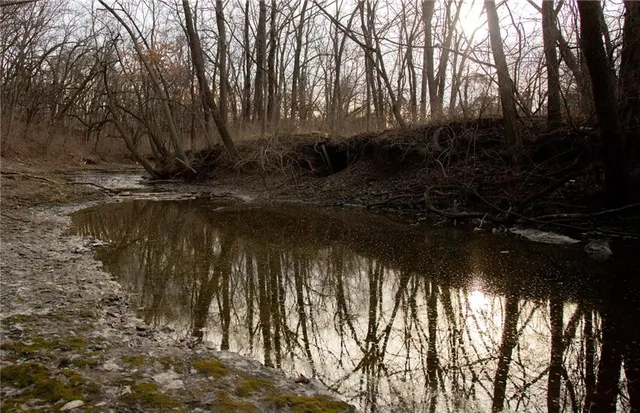 $150,000 | 705 Northeast Noeleen Lane, Lee's Summit, MO 64086