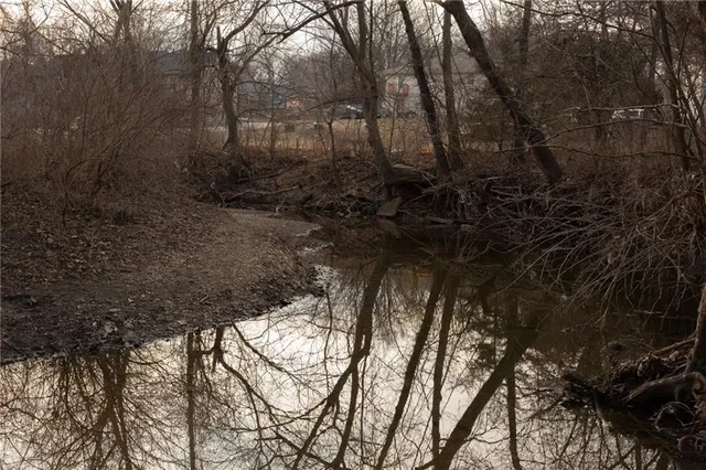 $150,000 | 705 Northeast Noeleen Lane, Lee's Summit, MO 64086