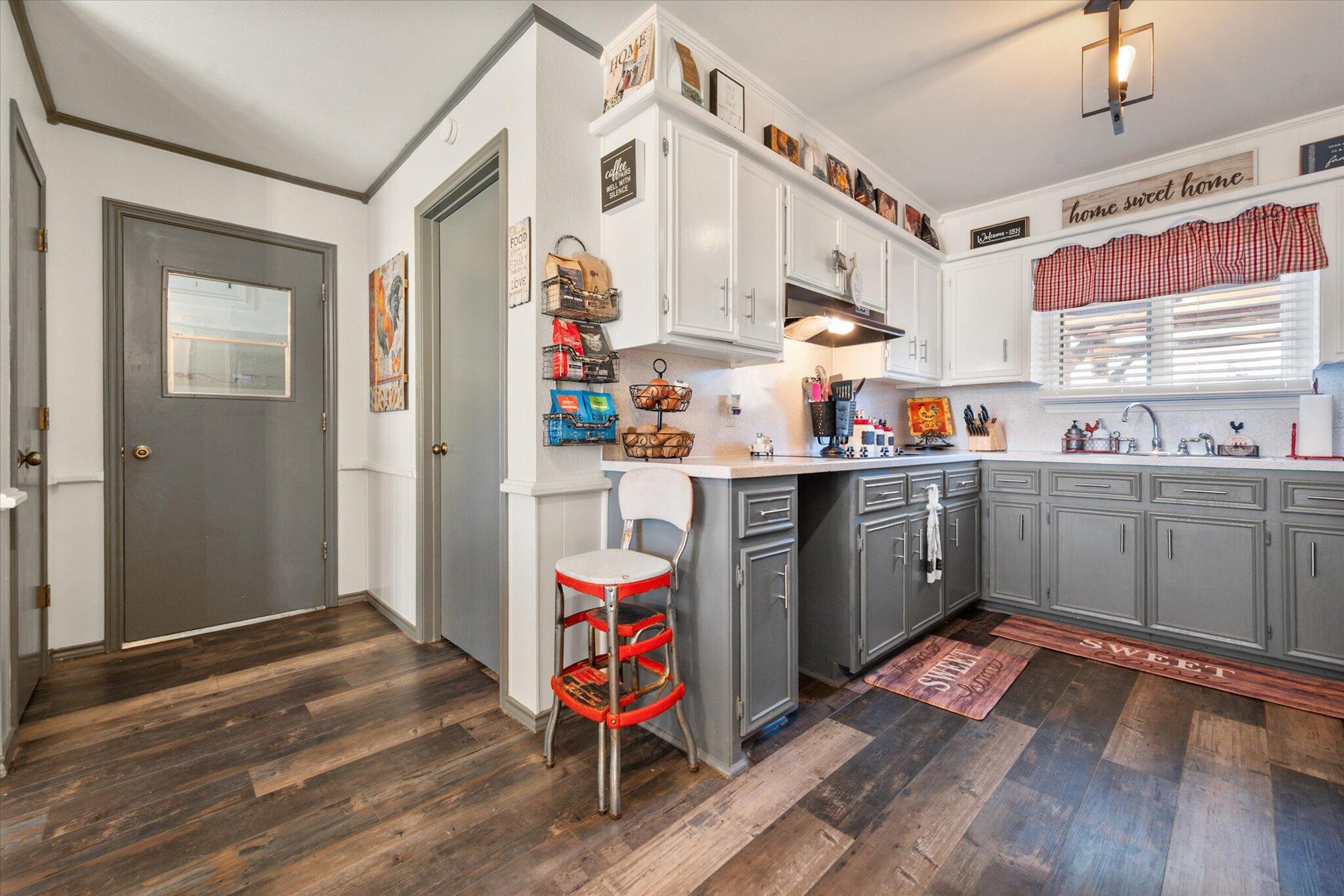 38 East Canyon View Drive Ransom Canyon, TX 79366 - Photo 15 of 35 29-38 E CanyonView_5214