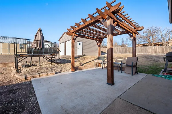 $375,000 | 38 East Canyon View Drive, Ransom Canyon, TX 79366