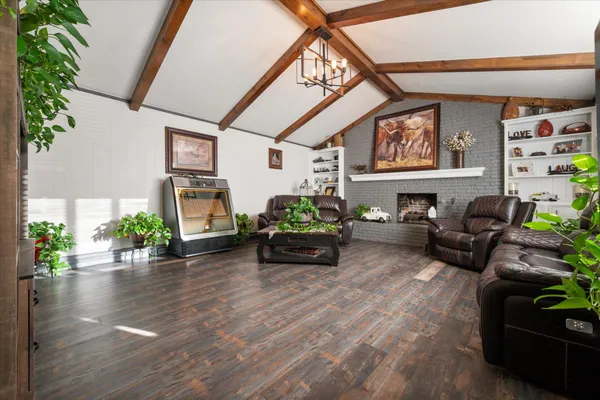 $375,000 | 38 East Canyon View Drive, Ransom Canyon, TX 79366