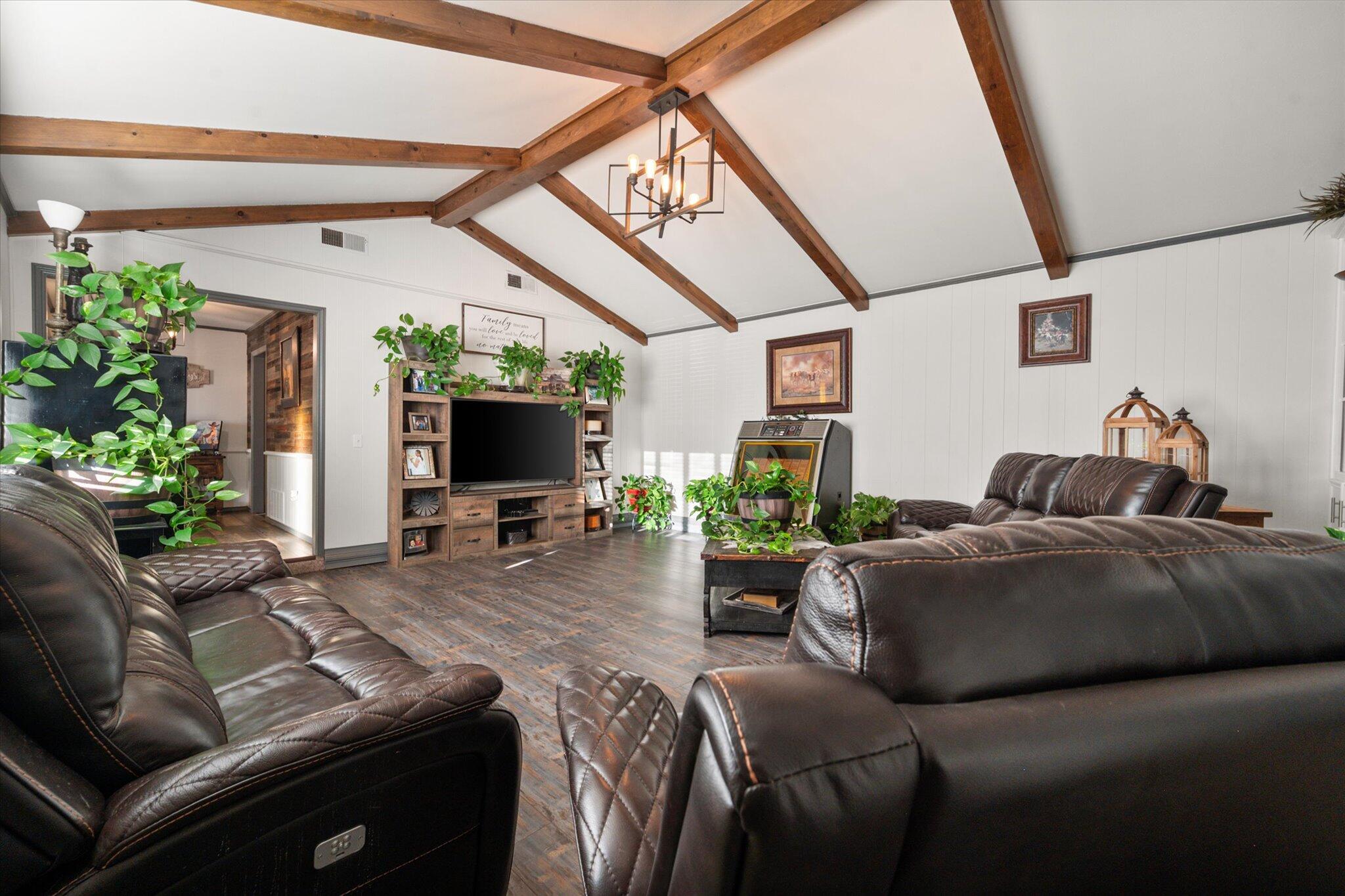 38 East Canyon View Drive Ransom Canyon, TX 79366 - Photo 7 of 35 09-38 E CanyonView_5078