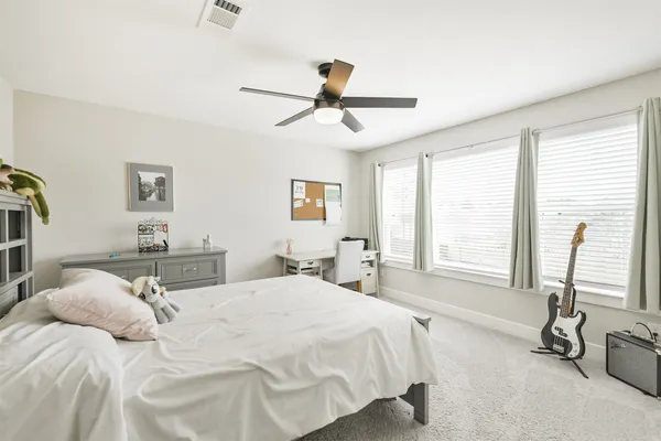 $499,999 | 123 Kingsley Grv Street, Montgomery, TX 77316
