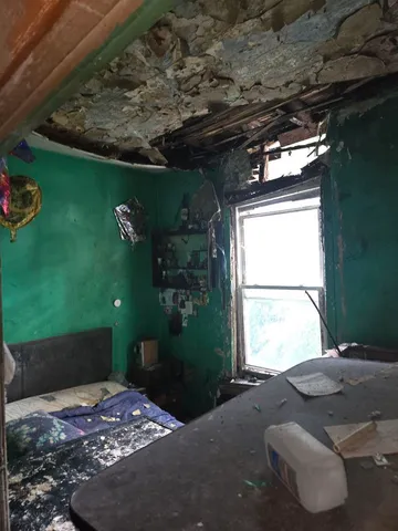 $24,900 | 627 East 92nd Place, Chicago, IL 60619