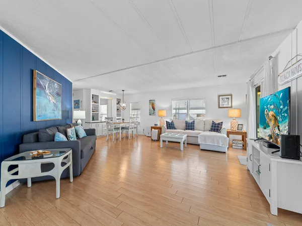 $3,400 | 806 South Jade Drive, Key Largo, FL 33037