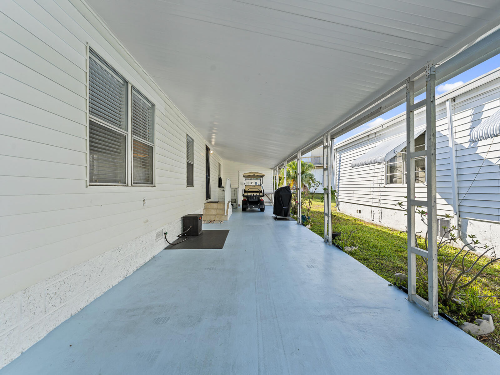 806 South Jade Drive Key Largo, FL 33037 - Photo 23 of 37 Exterior