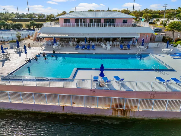 $3,400 | 806 South Jade Drive, Key Largo, FL 33037