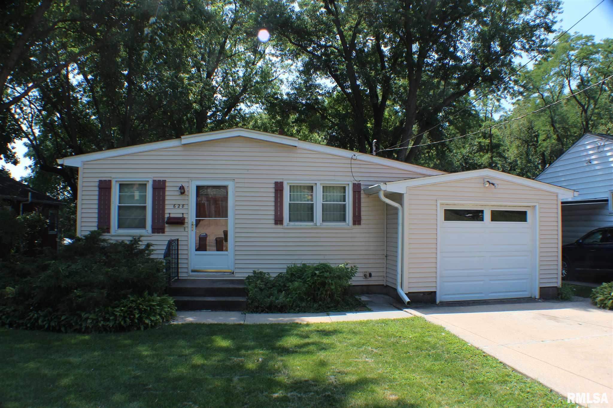 628 Waverly Road Davenport, IA 52804 - Photo 1 of 1 Gallery Image 1