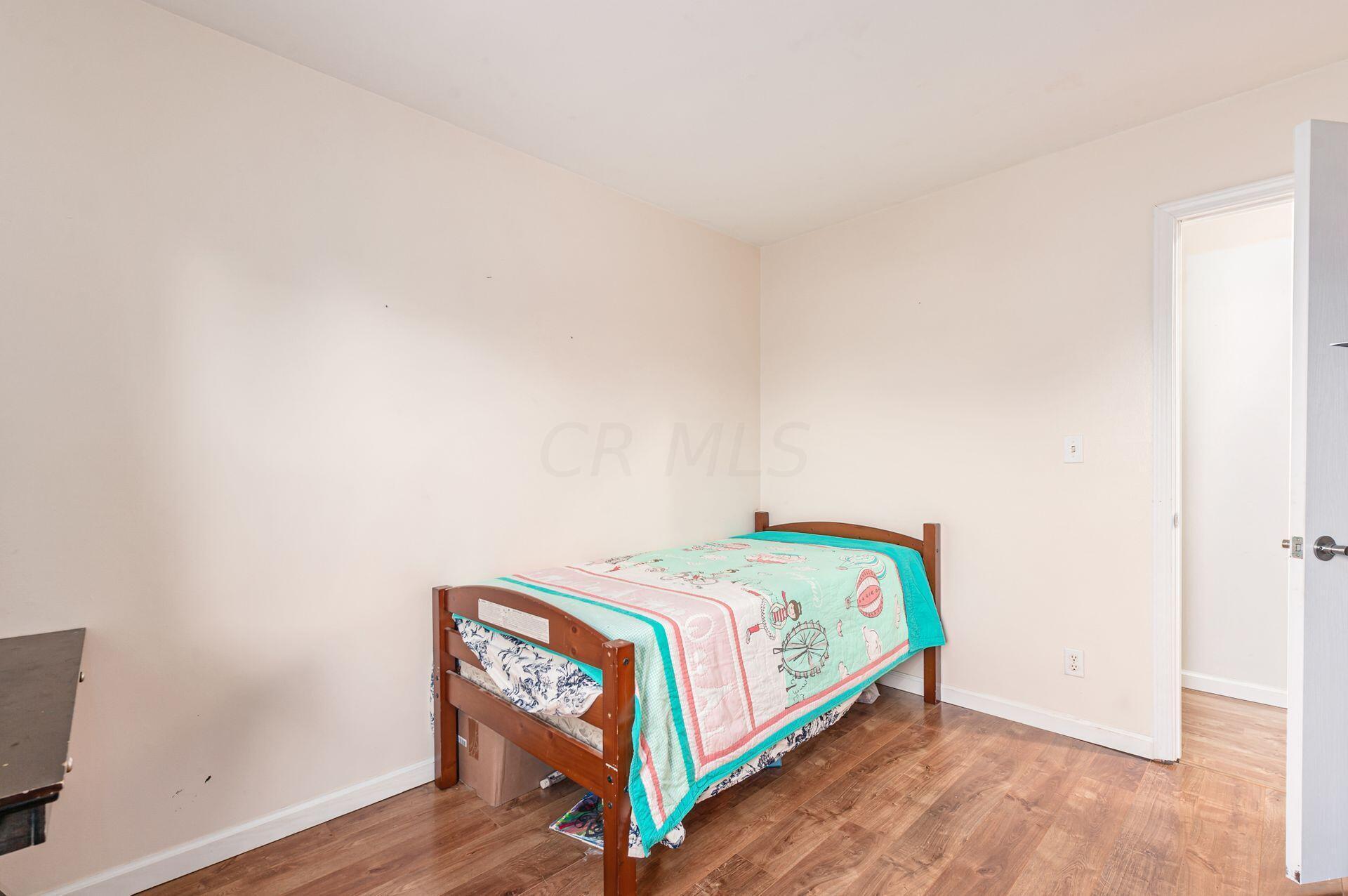 5140 Edgeview Road Columbus, OH 43207 - Photo 20 of 39 Bedroom 1