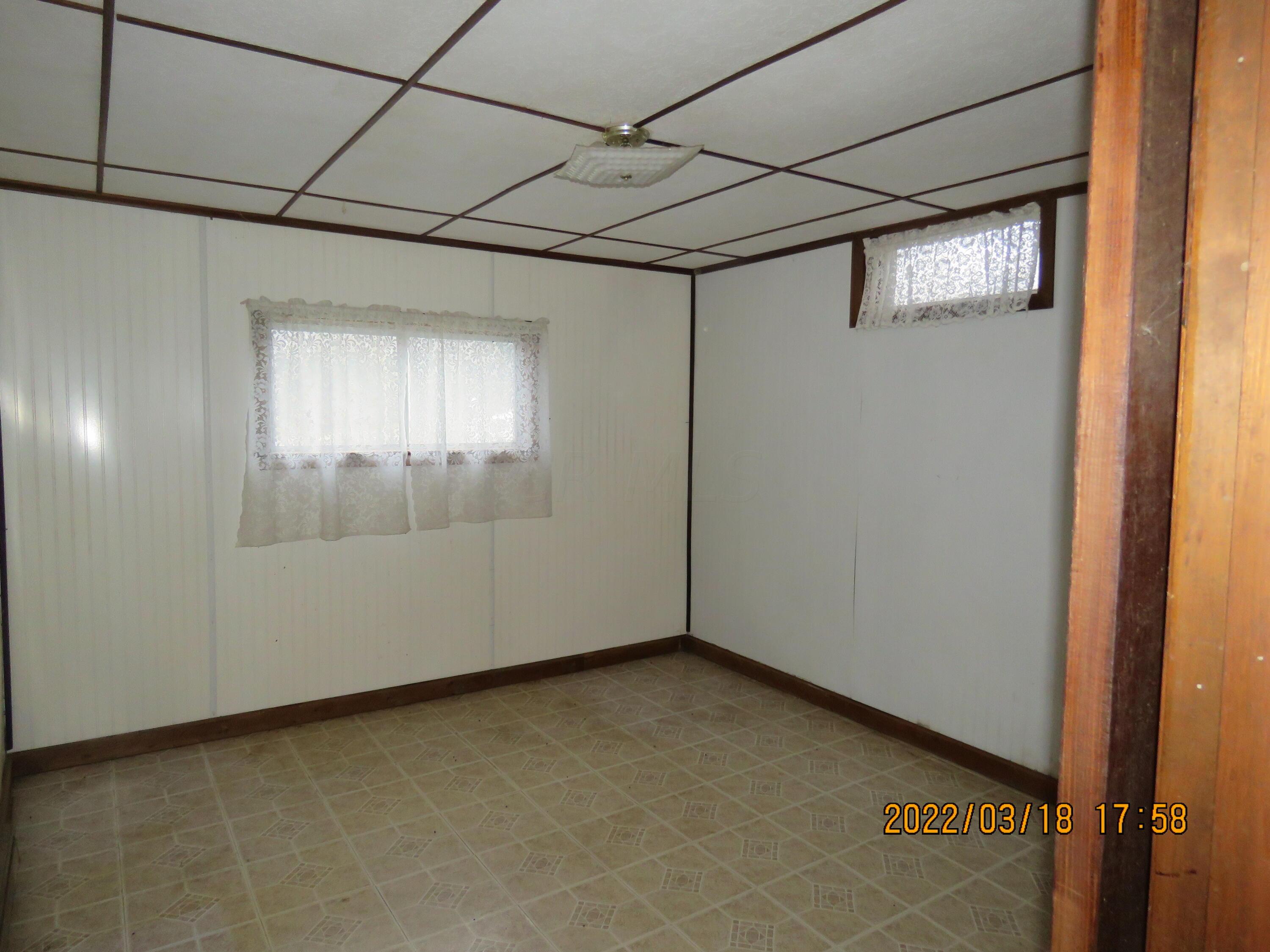 36630 Greasy Ridge Road Logan, OH 43138 - Photo 15 of 28 IMG_4234