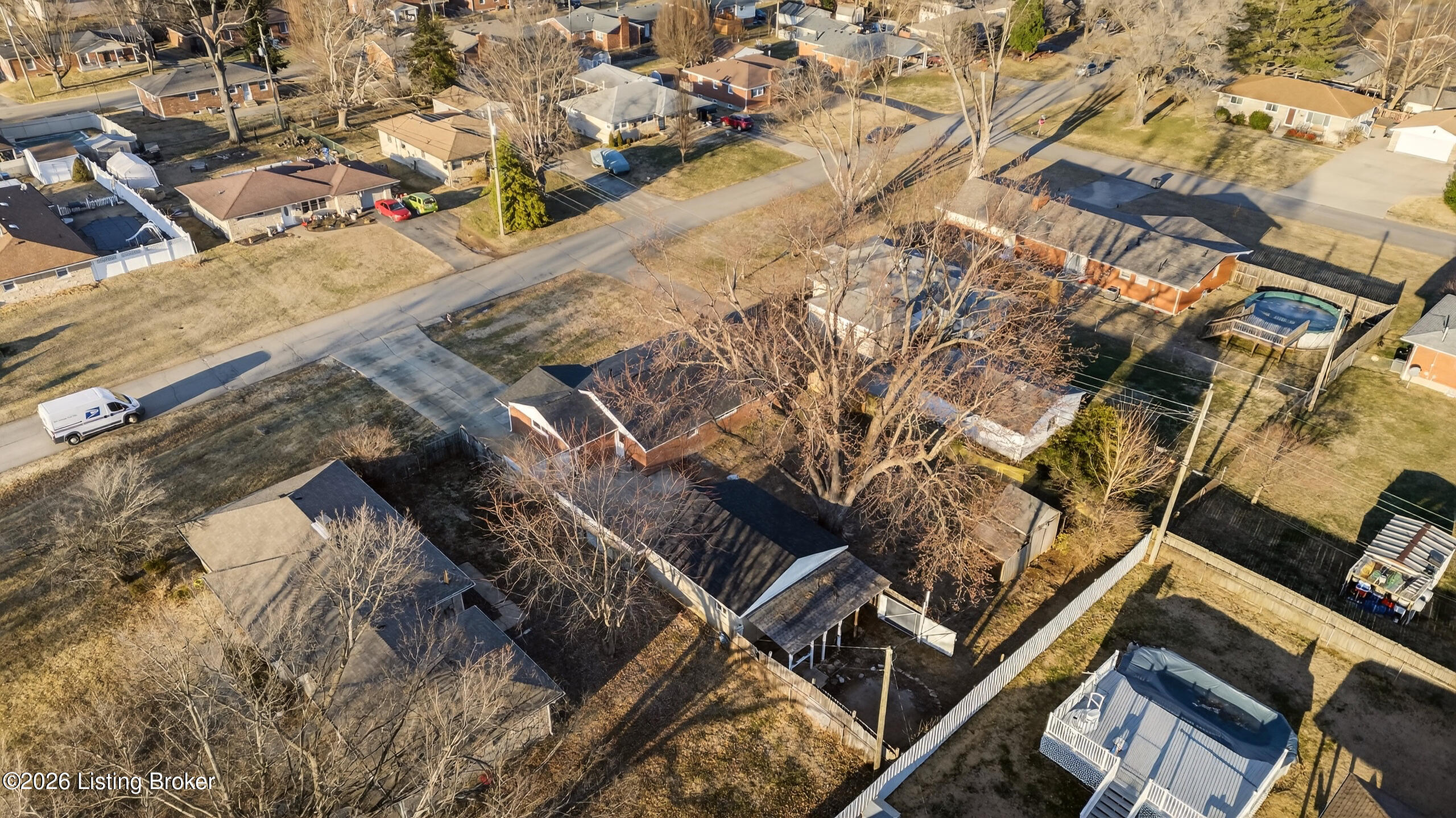 4902 Dee Road Louisville, KY 40219 - Photo 38 of 45 DJI_0047