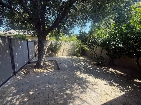$2,300 | 7572 Delia Avenue, Sun Valley, CA 91352