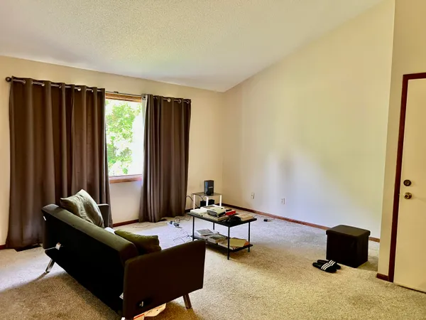 $230,000 | 715-717 North Bradley Street, Mount Pleasant, MI 48858