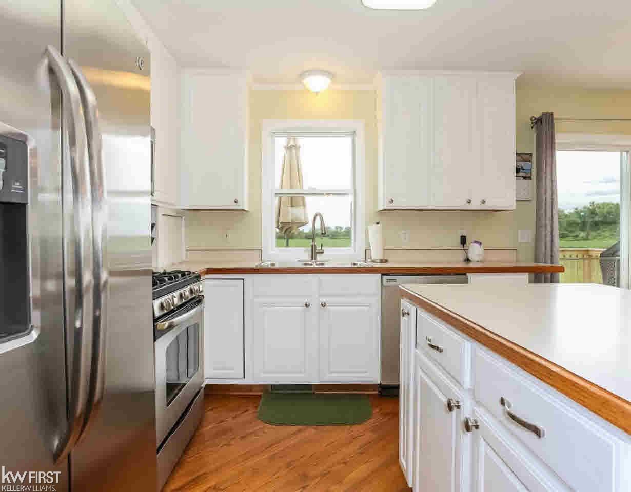2090 North Seymour Road Flushing, MI 48433 - Photo 7 of 38