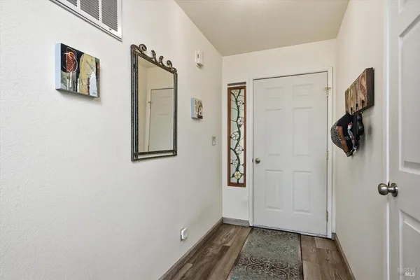 $377,700 | 17937 Moon Hill Court, Hidden Valley Lake, CA 95467