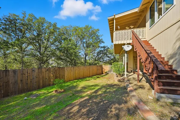 $377,700 | 17937 Moon Hill Court, Hidden Valley Lake, CA 95467