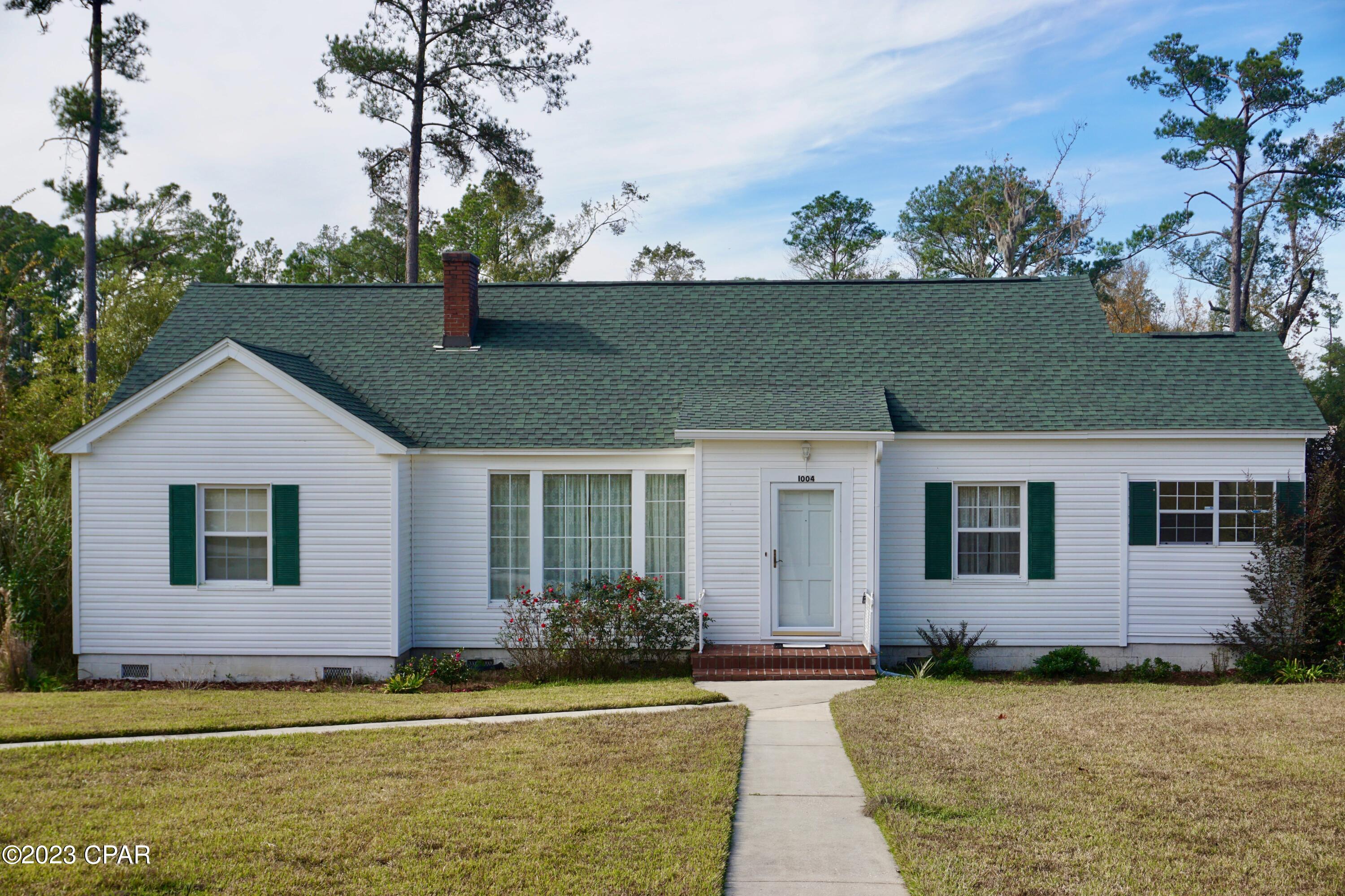1004 Poplar Road Chattahoochee, FL 32324 - Photo 2 of 28