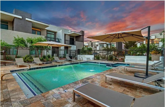 $2,195 | 2015 North 50th Street, Unit 41, Phoenix, AZ 85008