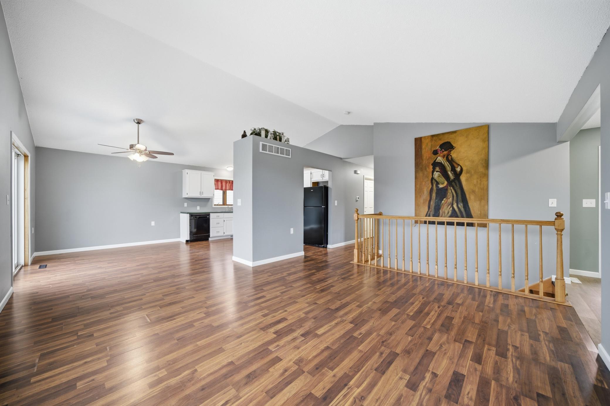 403 8th Street Northwest Kasson, MN 55944 - Photo 4 of 28