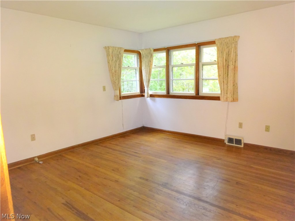 6274 Morgan Road Ravenna, OH 44266 - Photo 8 of 16 Gallery Image 8