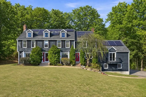 $1,175,000 | 90 Blue Ridge Road, North Andover, MA 01845
