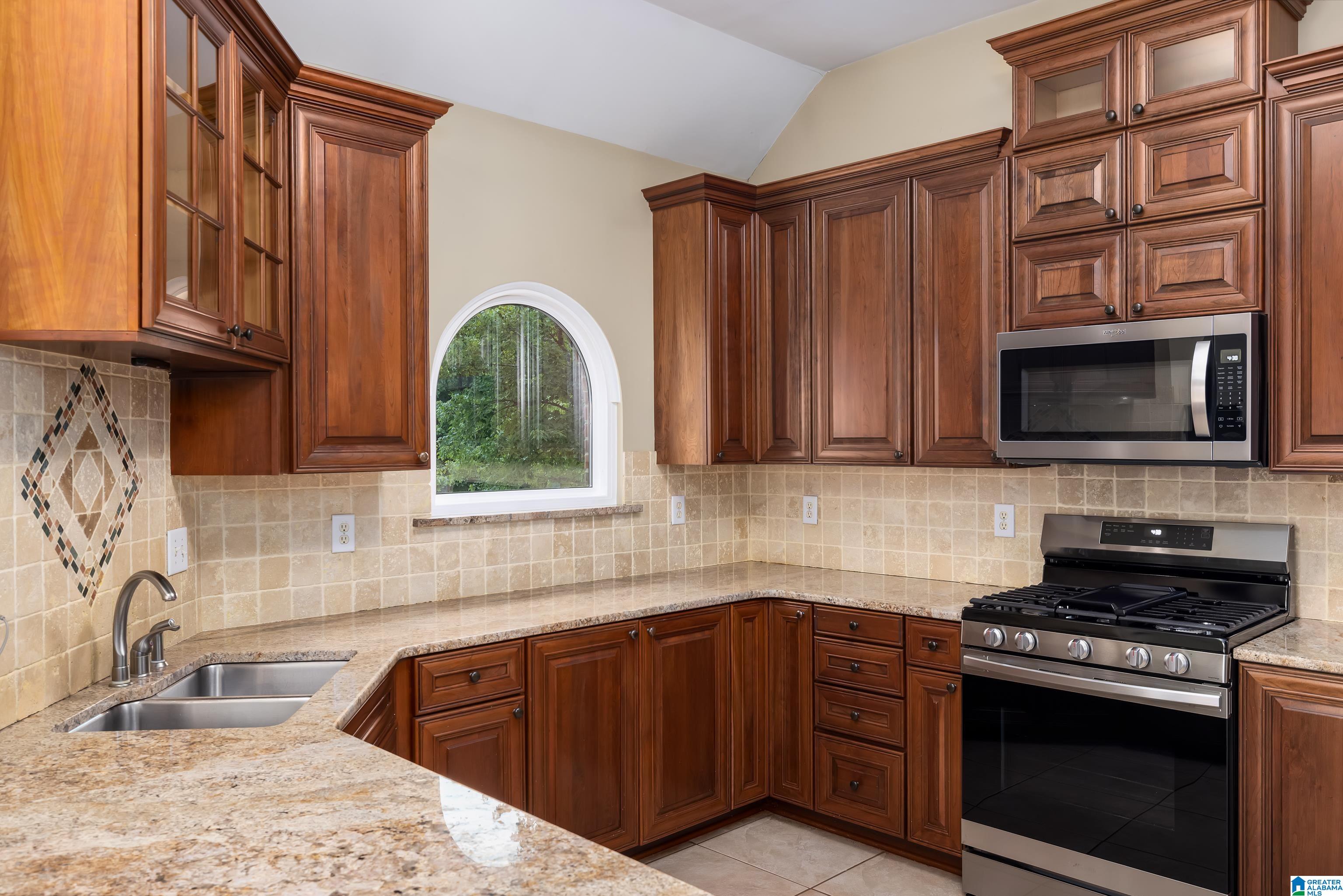 134 Shiraz Street Alabaster, AL 35007 - Photo 23 of 44