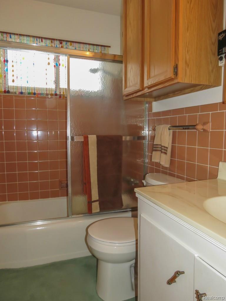 9864 Winston Road Pinckney, MI 48169 - Photo 10 of 33 IMG_0350.jpg