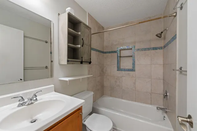 $1,395 | 3540 Hennepin Avenue, Unit 115, Minneapolis, MN 55408