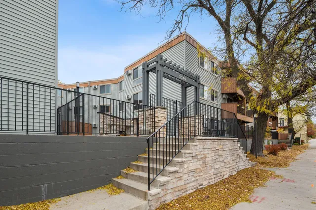 $1,395 | 3540 Hennepin Avenue, Unit 115, Minneapolis, MN 55408