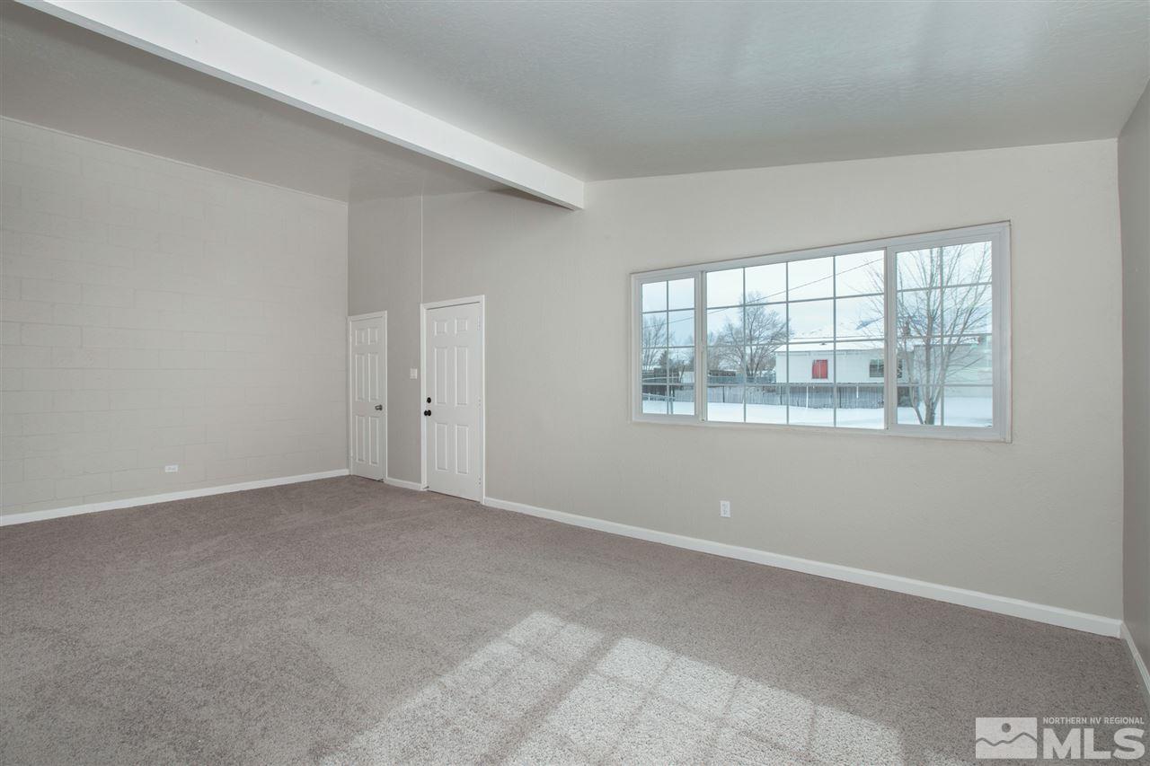 13492 Mt Shasta Street Reno, NV 89506 - Photo 4 of 23 Photo 4