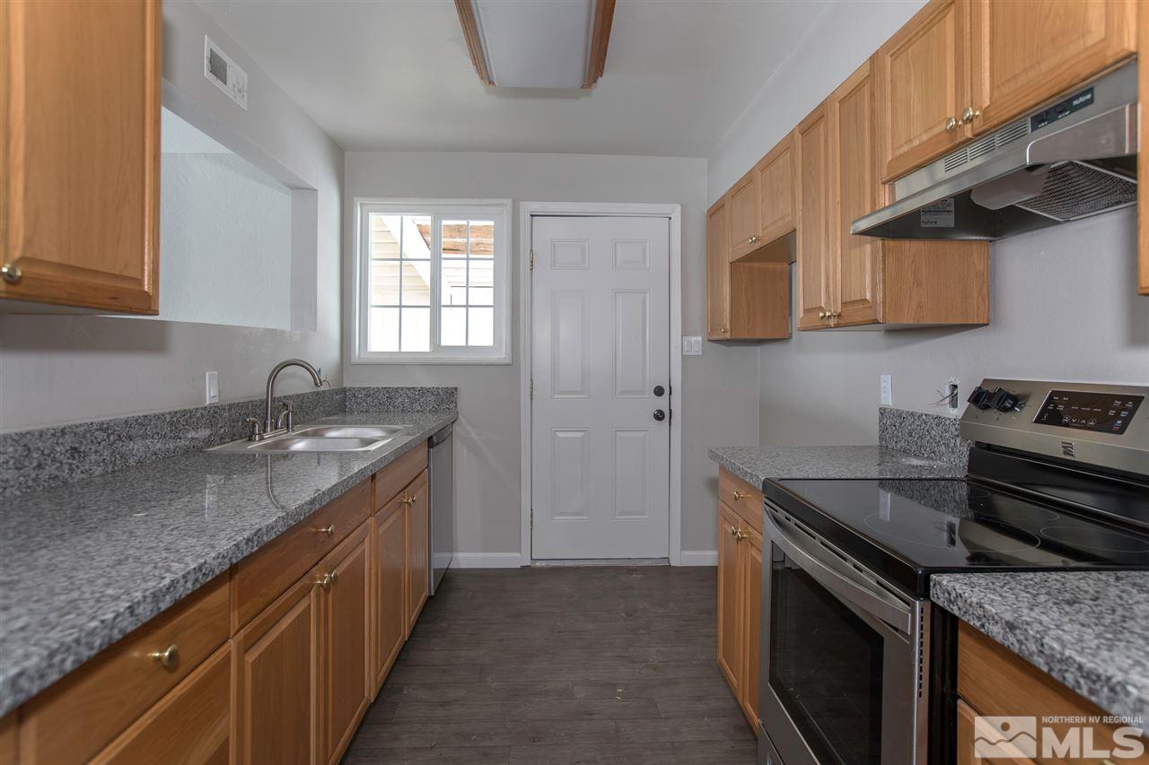 13492 Mt Shasta Street Reno, NV 89506 - Photo 6 of 23 Photo 6