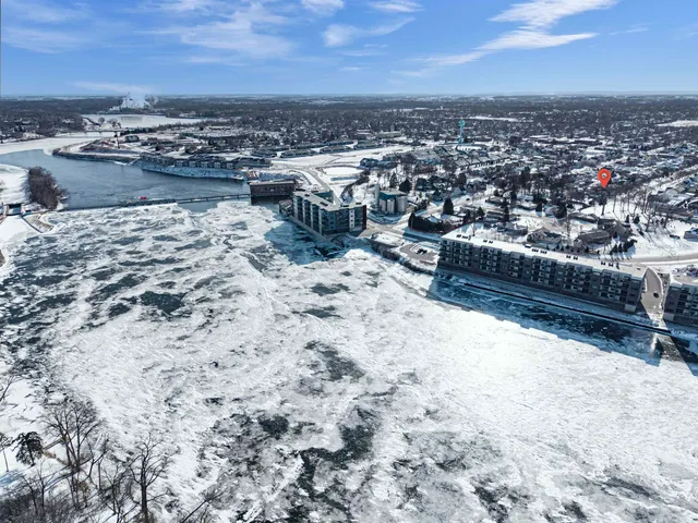 $249,900 | 331 North John Street, Kimberly, WI 54136