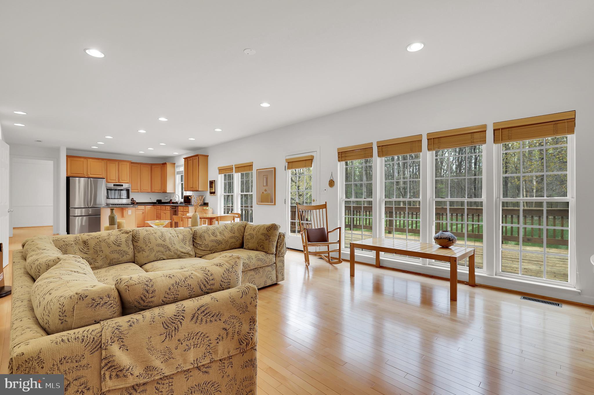 3006 Novak Terrace Burtonsville, MD 20866 - Photo 4 of 71