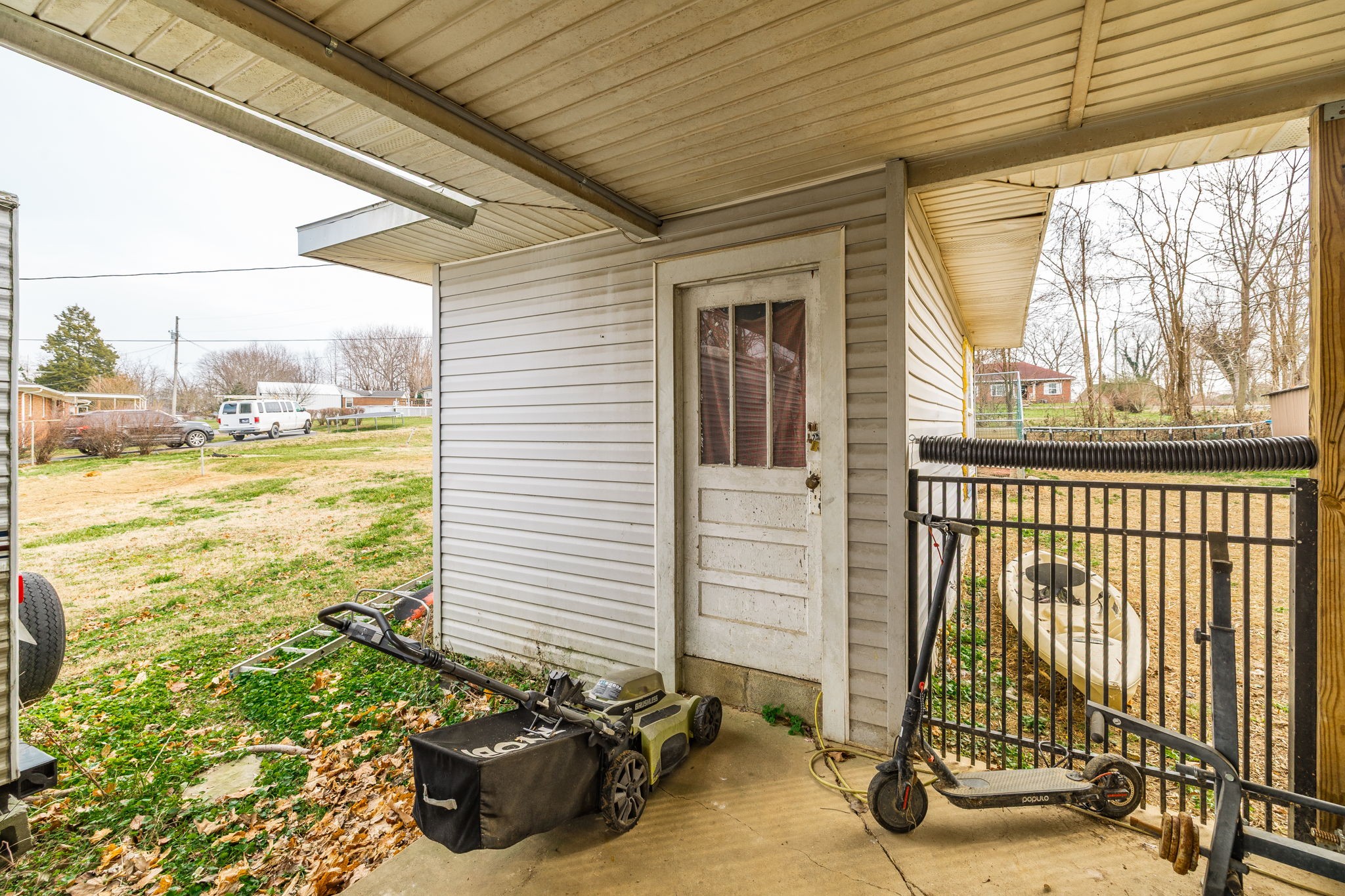 302 Edgewood Street Lafayette, TN 37083 - Photo 2 of 29