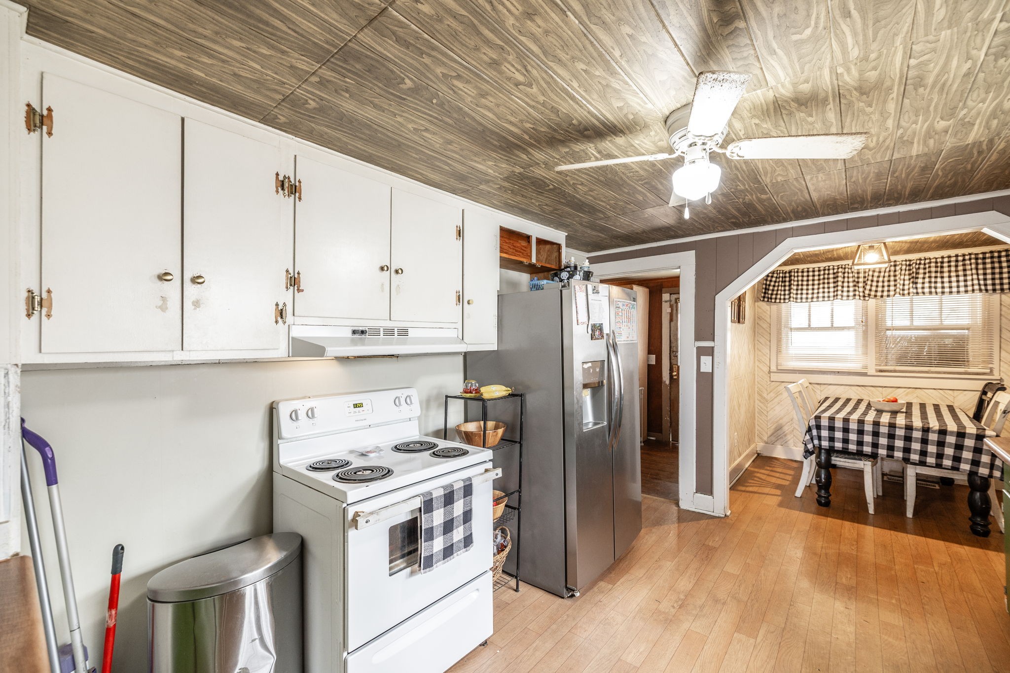 302 Edgewood Street Lafayette, TN 37083 - Photo 9 of 29