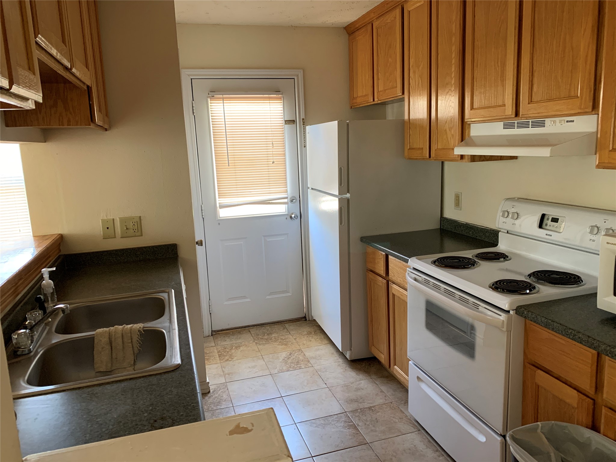 3902 Aspen Street Bryan, TX 77801 - Photo 11 of 22